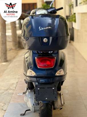 Vespa LX 125 image 7