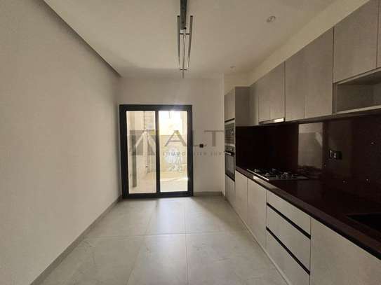 APPARTEMENT F4 HAUT STANDING AU POINT E image 8