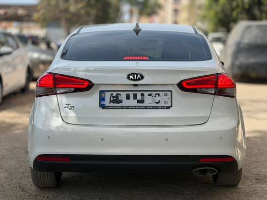 Kia k3 image 2