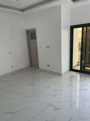 Appartement F3 neuf à louer aux mamelles à 400 000 image 12