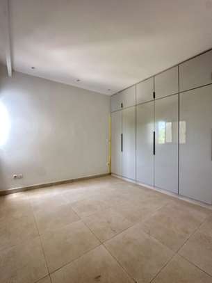 APPARTEMENT F4 A VENDRE AUX MAMELLES AVEC VUE MER image 14