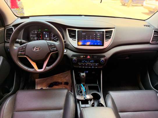 HYUNDAI TUCSON EVGT 4WD 2018 image 10