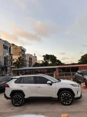 Rav 4 2020 image 6