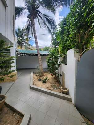 Villa R+1à Louer image 6