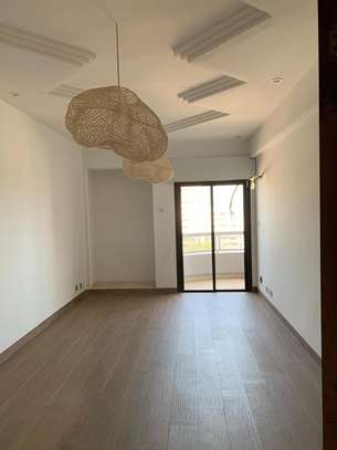 Appartement haut standing au Plateau image 8