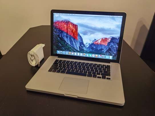 APPLE MACBOOK PRO 15' image 4