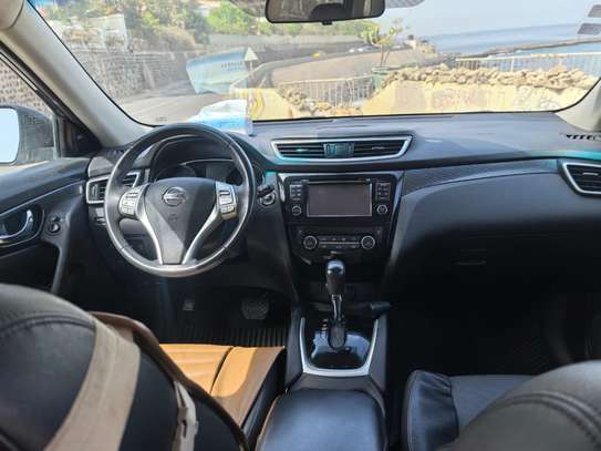 NISSAN ROGUE image 6