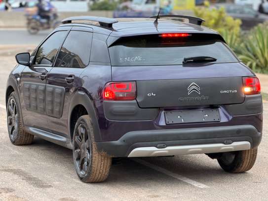 CITROËN C4 CACTUS DIESEL ⛽️ 2017 image 6