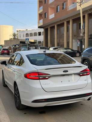 FORD FUSION SE 2017 image 9