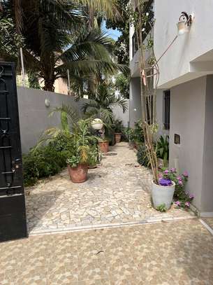 Villa à louer aux almadies image 4