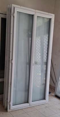 Porte pvc avec volet ou store antibruit image 2