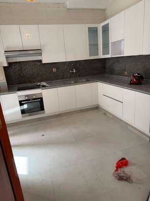 Appartement F4 à louer à yoff virage image 6