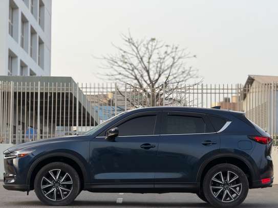 Mazda CX-5 SUV 2017 Bleu Foncé Confort et Performance image 5