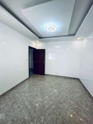 STUDIO F3 AUX MAMELLES image 4