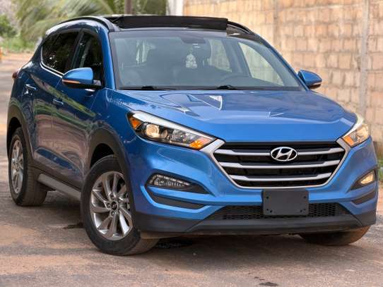 Hyundai Tucson image 3