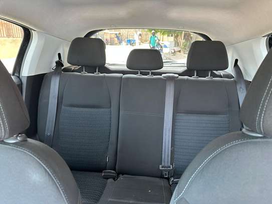 PEUGEOT 208 2015 image 3