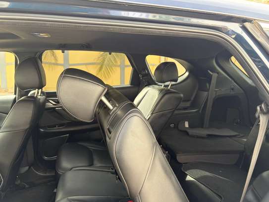 Mazda CX-9 SUV bleu nuit spacieux et fiable image 3