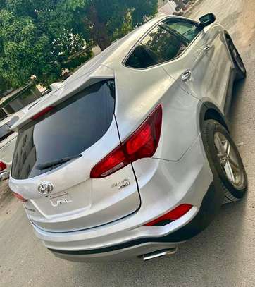Hyndai Santafe sport image 3