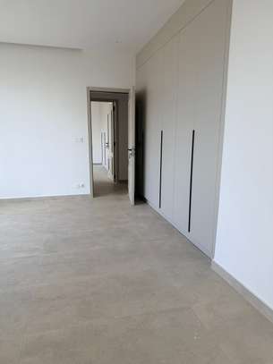 APPARTEMENT F4 DE STANDING À VENDRE AUX ALMADIES image 12