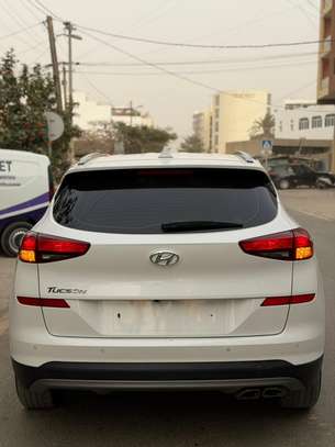HYUNDAI TUCSON 2019 image 4