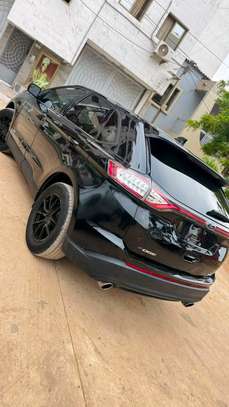 Ford Edge image 7