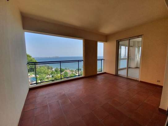 Bel appartement sur Corniche Plateau image 6