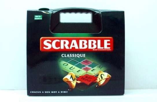 Jeu de Scrabble Classique style valise image 9