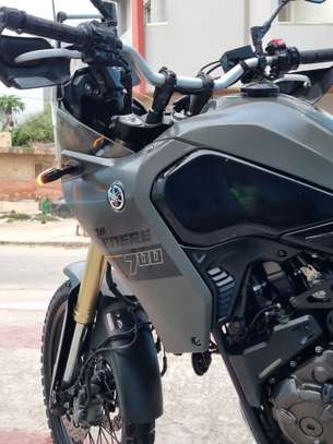 Yamaha Ténéré700 trail gris polyvalent Annee 2024 image 6