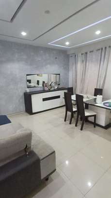 Villa R+2 à vendre à Mbackiyou Faye image 3