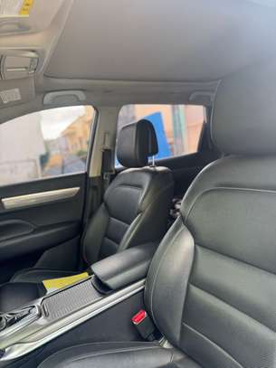 Renault Qm6 full option 2.0 image 7