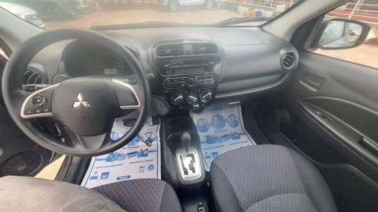 Mitsubishi mirage 2017 moteur 1,2 litres image 8
