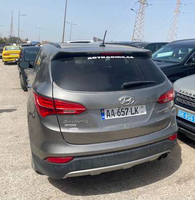 Hyundai Santafé image 3