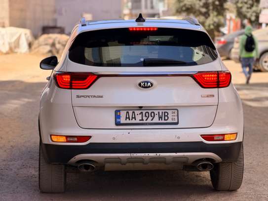 Kia Sportage SUV compact blanc feux LED image 4