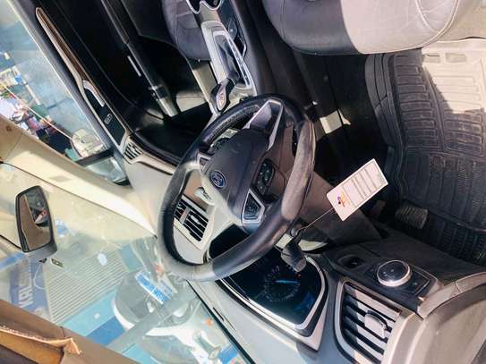 Ford fusion image 6