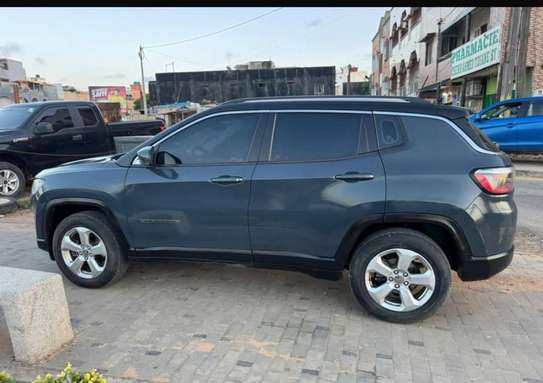 Jeep Compass Limited – Excellent État image 3