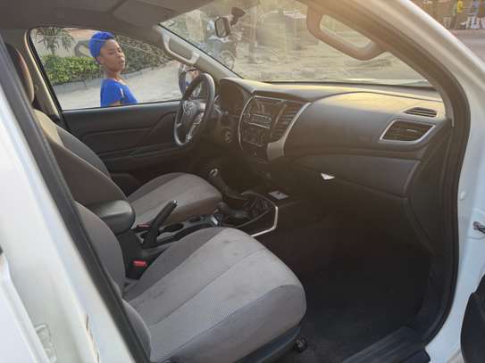 Mitsubishi L200 gls 2023 image 8