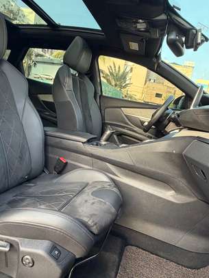 Peugeot 3008 image 4