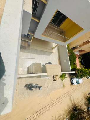 Villa à louer aux virages des Almadies image 6