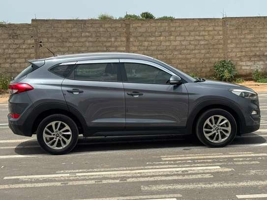 HYUNDAI TUCSON 2016 image 12