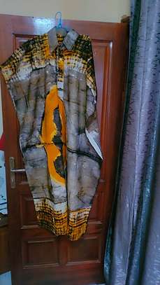 Robe traditionnelle rouge longue manches longues unique image 6