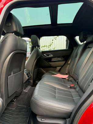 Range Rover Velar 2021 image 7