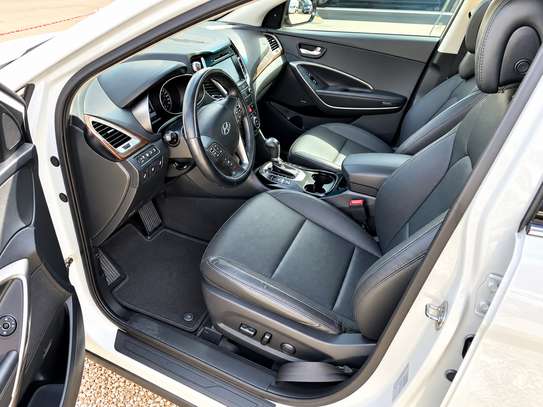 Hyundai Santa Fe Limited image 4