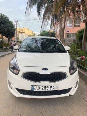 kia CARENS image 2