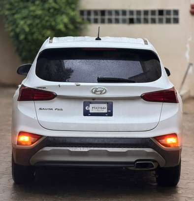 Hyundai santafe 2019 image 8