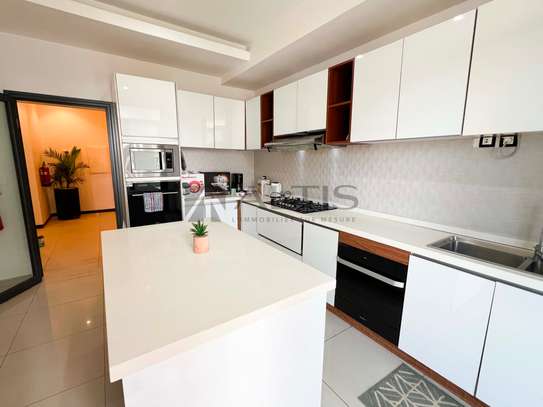 APPARTEMENT F4 D’EXCEPTION MEUBLÉ - 230 m² – LES ALMADIES image 13