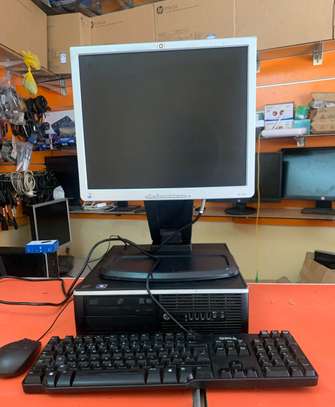 ORDINATEUR COMPLET ECRAN 19 POUCES image 3