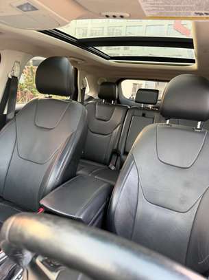 FORD EDGE TITANIUM 2018 image 10