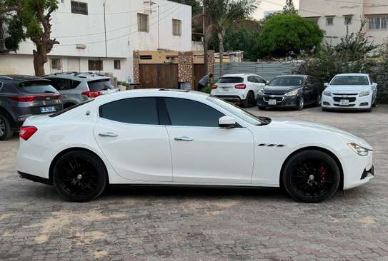 Maserati ghibli image 10