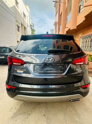 Hyundai santafe sport 2017 image 12