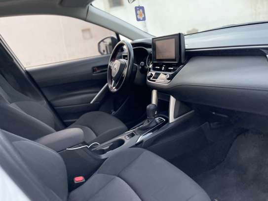 Toyota Corrola Cross image 12